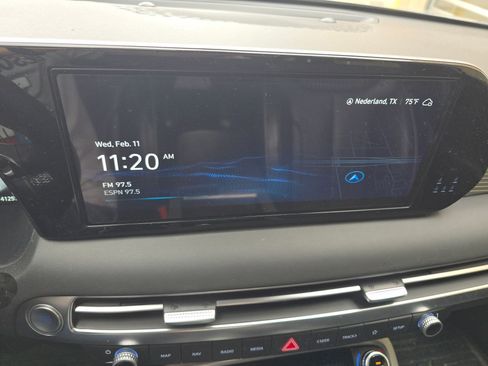 Used 2024 Hyundai Palisade Calligraphy image 25