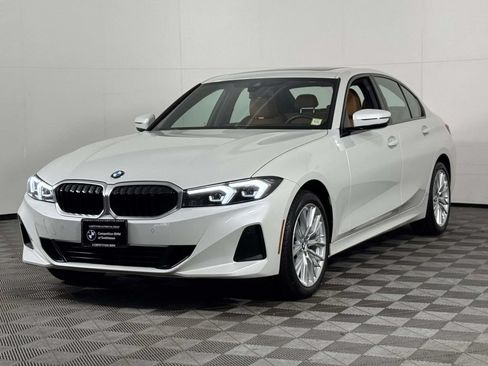 Used 2023 BMW 330i xDrive Sedan w/ Premium Package AWD/4WD image 7