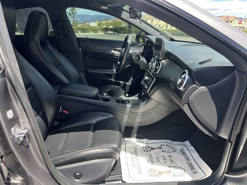 Used 2019 Mercedes-Benz CLA 250 image 10