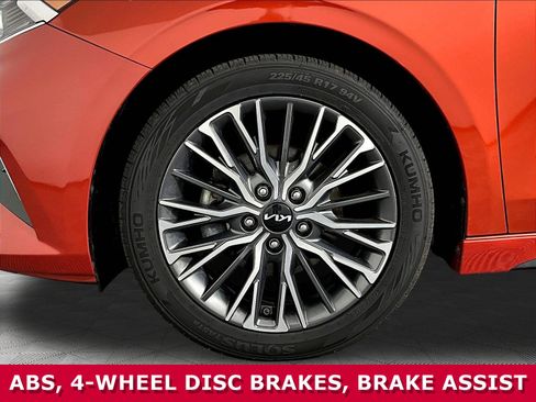 Used 2023 Kia Forte GT-Line w/ GT-Line Premium Package FWD image 31