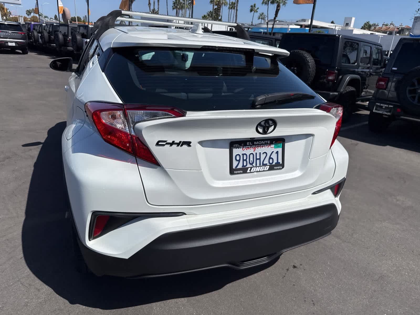 Used 2021 Toyota C-HR XLE FWD image 17