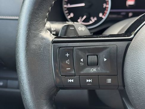 Used 2022 Nissan Pathfinder SV AWD/4WD image 20