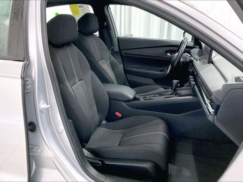 Used 2023 Honda Accord Sport image 11