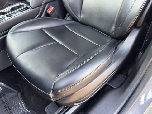 Used 2023 Lincoln Corsair FWD image 16