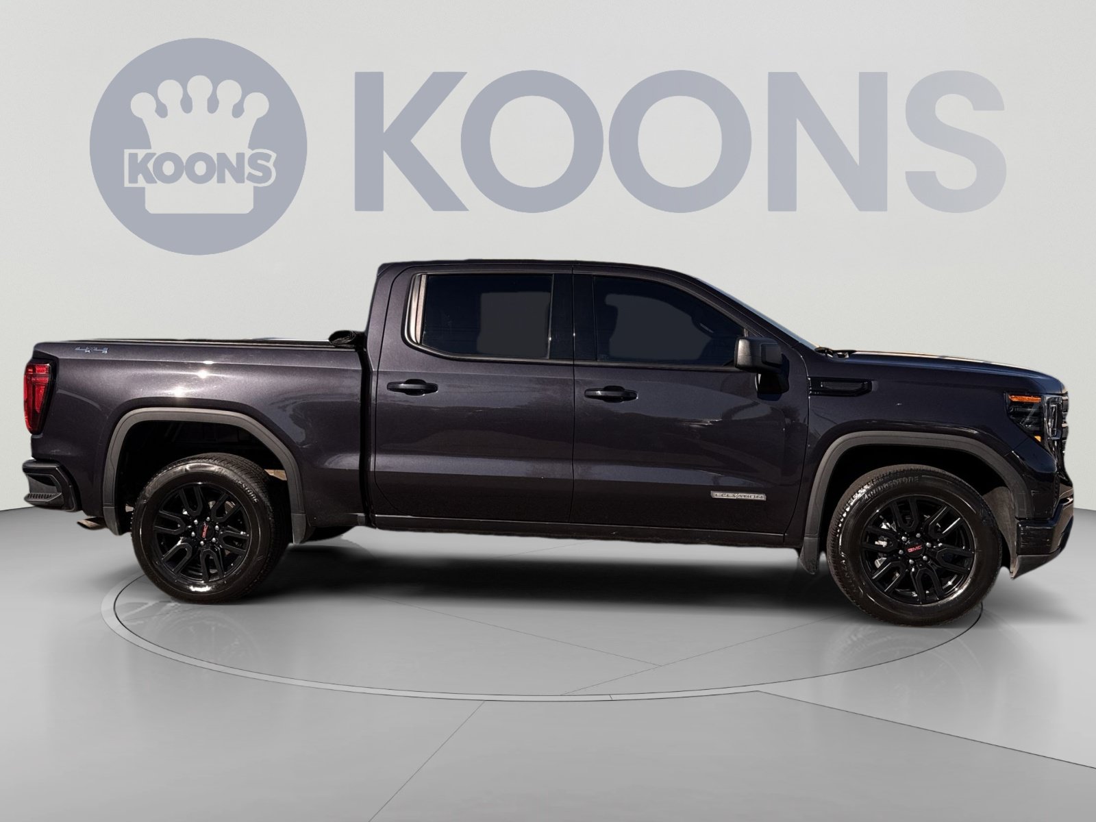 Used 2024 GMC Sierra 1500 Elevation AWD/4WD image 8