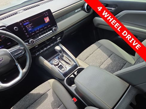 Used 2024 Chevrolet Colorado ZR2 w/ Safety Package AWD/4WD image 12