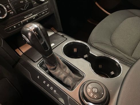 Used 2019 Ford Explorer XLT image 21