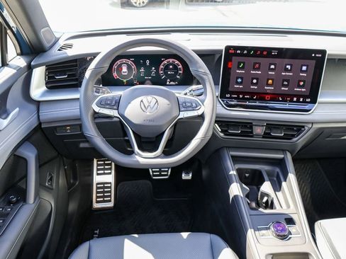 New 2026 Volkswagen Tiguan SE R-Line AWD/4WD image 18