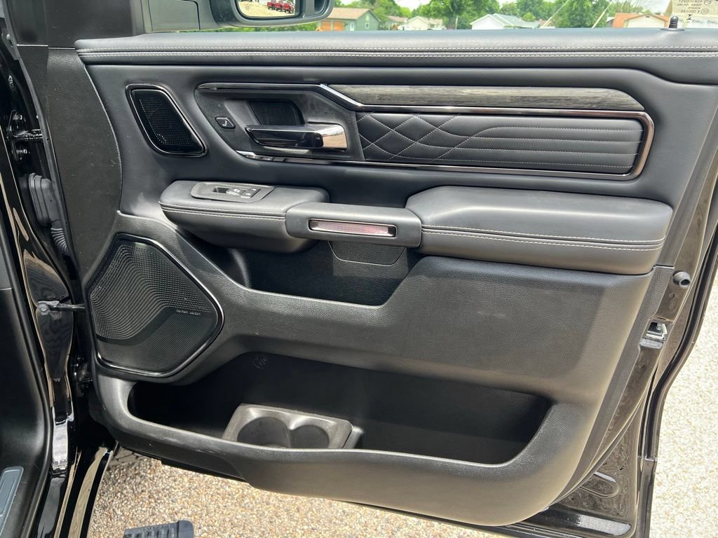 Used 2025 RAM 1500 Limited w/ Trailer Tow Group AWD/4WD image 17