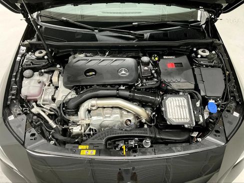 Used 2024 Mercedes-Benz CLA 250 image 33