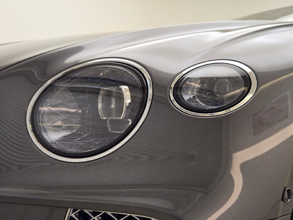 Used 2021 Bentley Continental GT AWD/4WD image 9