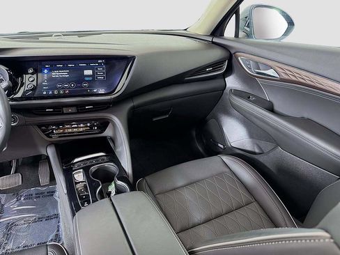 Used 2023 Buick Envision Avenir AWD/4WD image 33