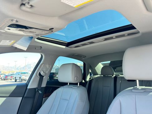 Used 2022 Audi A4 2.0T Premium Plus w/ Premium Plus Package image 30