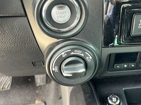 Certified 2021 Nissan Titan PRO-4X w/ Pro-4x Convenience Package AWD/4WD image 10