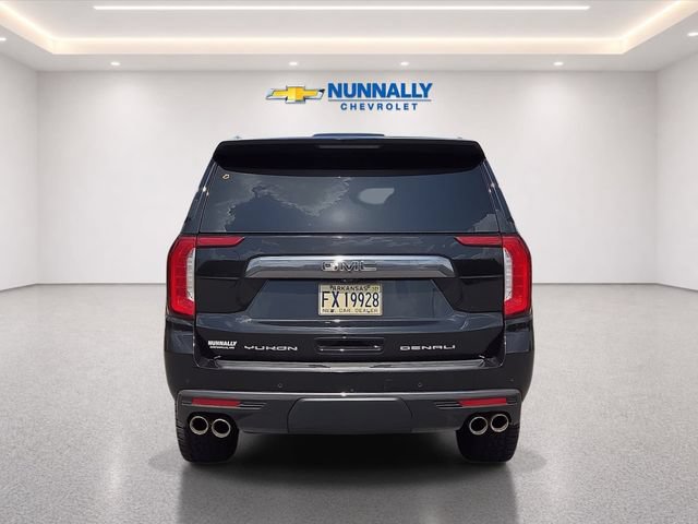 Used 2023 GMC Yukon XL Denali Ultimate AWD/4WD image 4