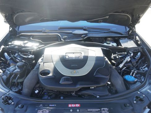 Used 2010 Mercedes-Benz S 550 4MATIC image 10