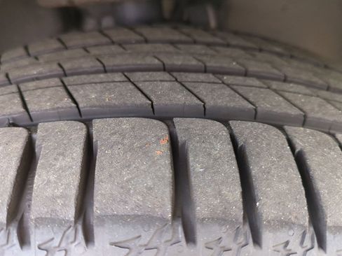 Used 2023 BMW X4 xDrive30i w/ M Sport Package image 11