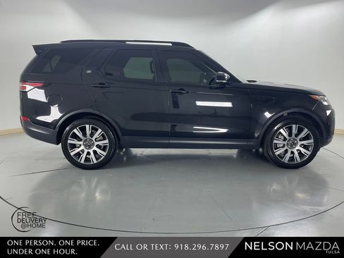 Used 2018 Land Rover Discovery HSE image 5