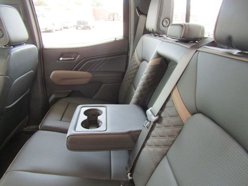 New 2026 GMC Canyon Denali AWD/4WD image 38