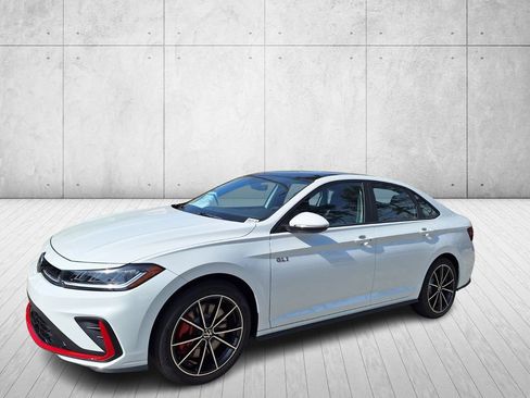 Used 2025 Volkswagen Jetta GLI Autobahn image 1