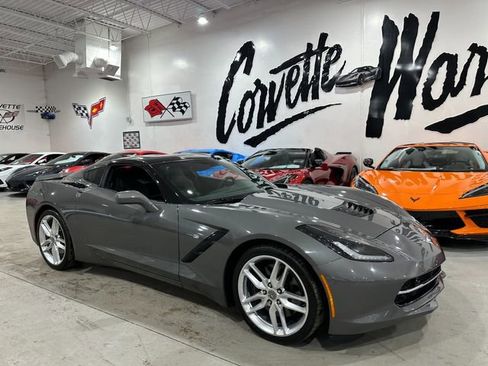 Used 2016 Chevrolet Corvette Stingray Coupe w/ 2LT Preferred Equipment Group image 23