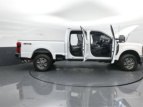 Certified 2025 Ford F350 Lariat image 36