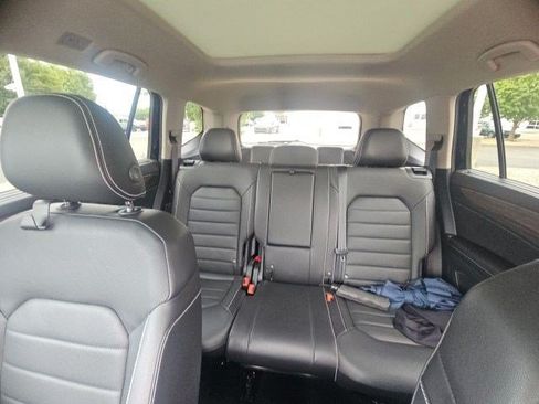 Used 2024 Volkswagen Atlas SEL AWD/4WD image 20