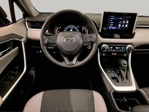 Used 2025 Toyota RAV4 XLE w/ Convenience Package AWD/4WD image 5