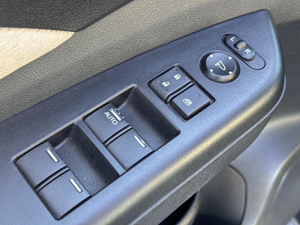 Used 2016 Honda CR-V EX image 27