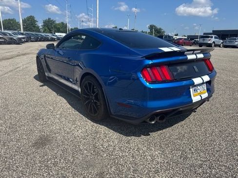Used 2017 Ford Mustang Shelby GT350 RWD image 7