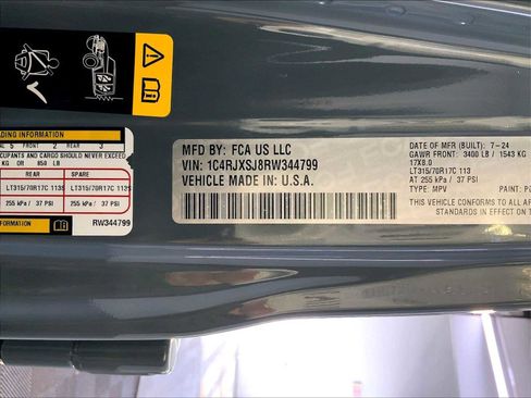 Used 2024 Jeep Wrangler Unlimited Rubicon 392 image 36