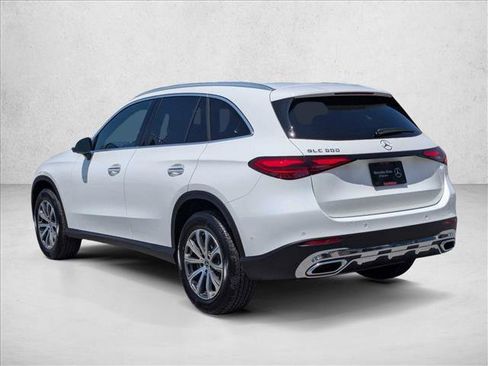 Certified 2025 Mercedes-Benz GLC 300 image 6