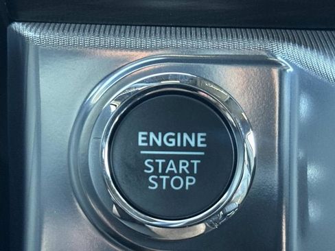 New 2025 Ford F150 Lariat w/ Equipment Group 501A Mid image 17