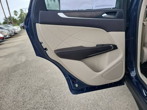 Certified 2019 Lincoln MKC Reserve FWD image 14