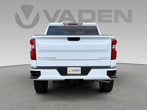Used 2025 Chevrolet Silverado 1500 Custom image 21