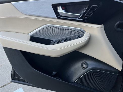 Certified 2023 Acura MDX FWD w/ Technology Package image 25