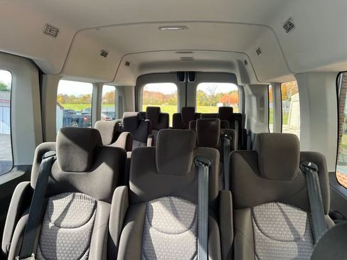 Used 2023 Ford Transit 350 XLT image 26