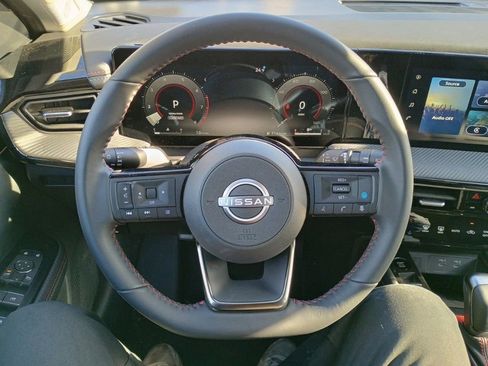 New 2025 Nissan Kicks SR image 14