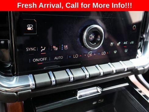 Used 2026 GMC Yukon Denali AWD/4WD image 30