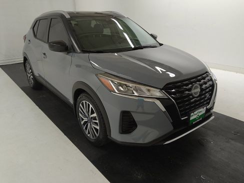 Used 2023 Nissan Kicks SV FWD image 13