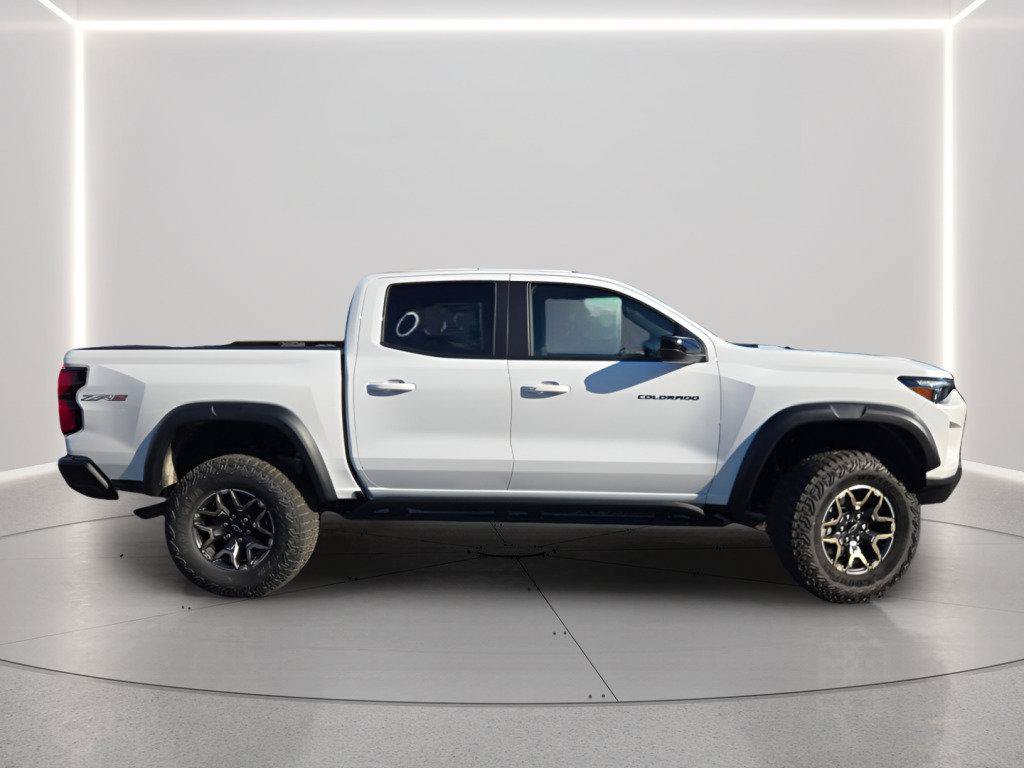 New 2026 Chevrolet Colorado ZR2 AWD/4WD image 5