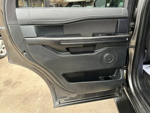 Used 2021 Ford Expedition XL AWD/4WD image 19