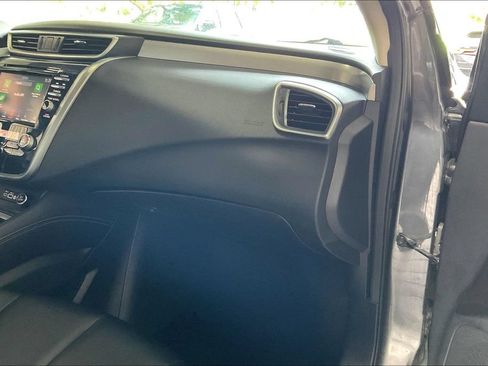 Used 2024 Nissan Murano SV AWD/4WD image 23
