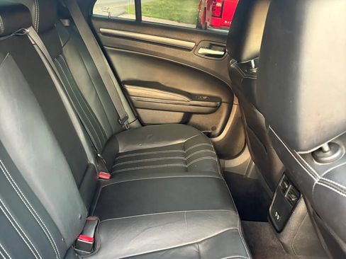 Used 2015 Chrysler 300 S AWD/4WD image 28