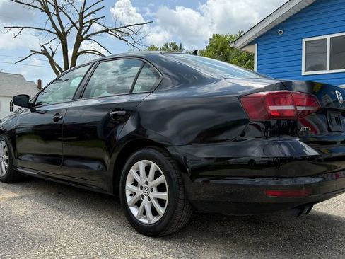 Used 2015 Volkswagen Jetta SE FWD image 8