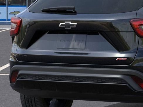 New 2026 Chevrolet Trax RS w/ Sunroof Package image 14