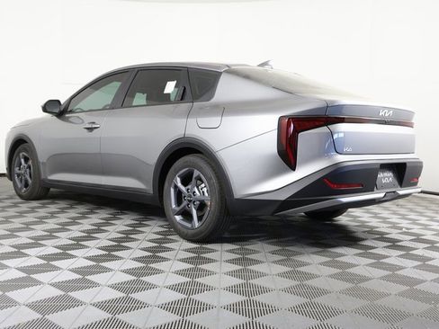New 2025 Kia K4 LXS image 6