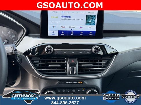 Used 2021 Ford Escape SEL image 7