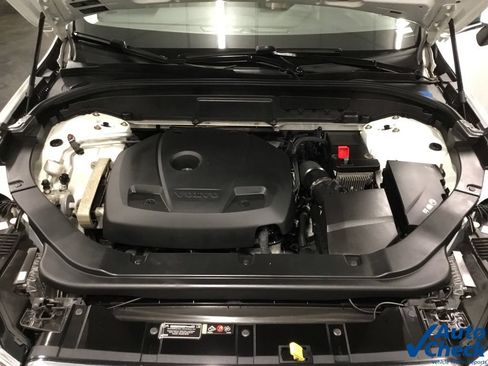 Used 2018 Volvo XC60 T5 Momentum w/ Vision Package AWD/4WD image 43