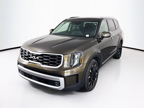 Used 2024 Kia Telluride SX FWD image 3